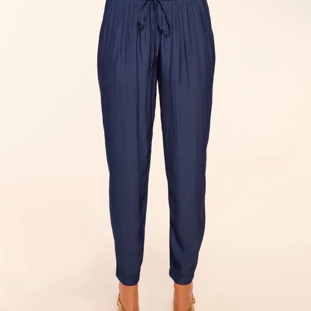 Ramy Brook Carissa Ankle Length Jogger Pant
Elastic Waistband Drawstring size S